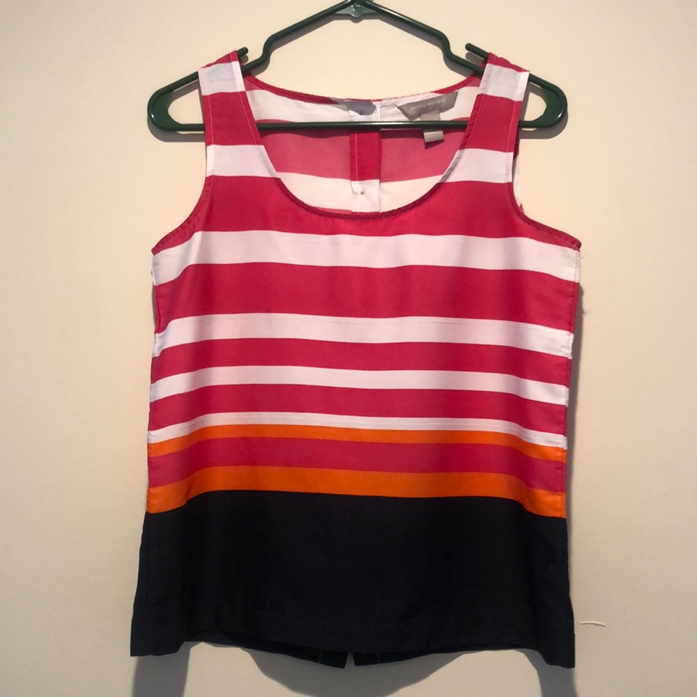 Banana Republic sleeveless shirt. Size XS.